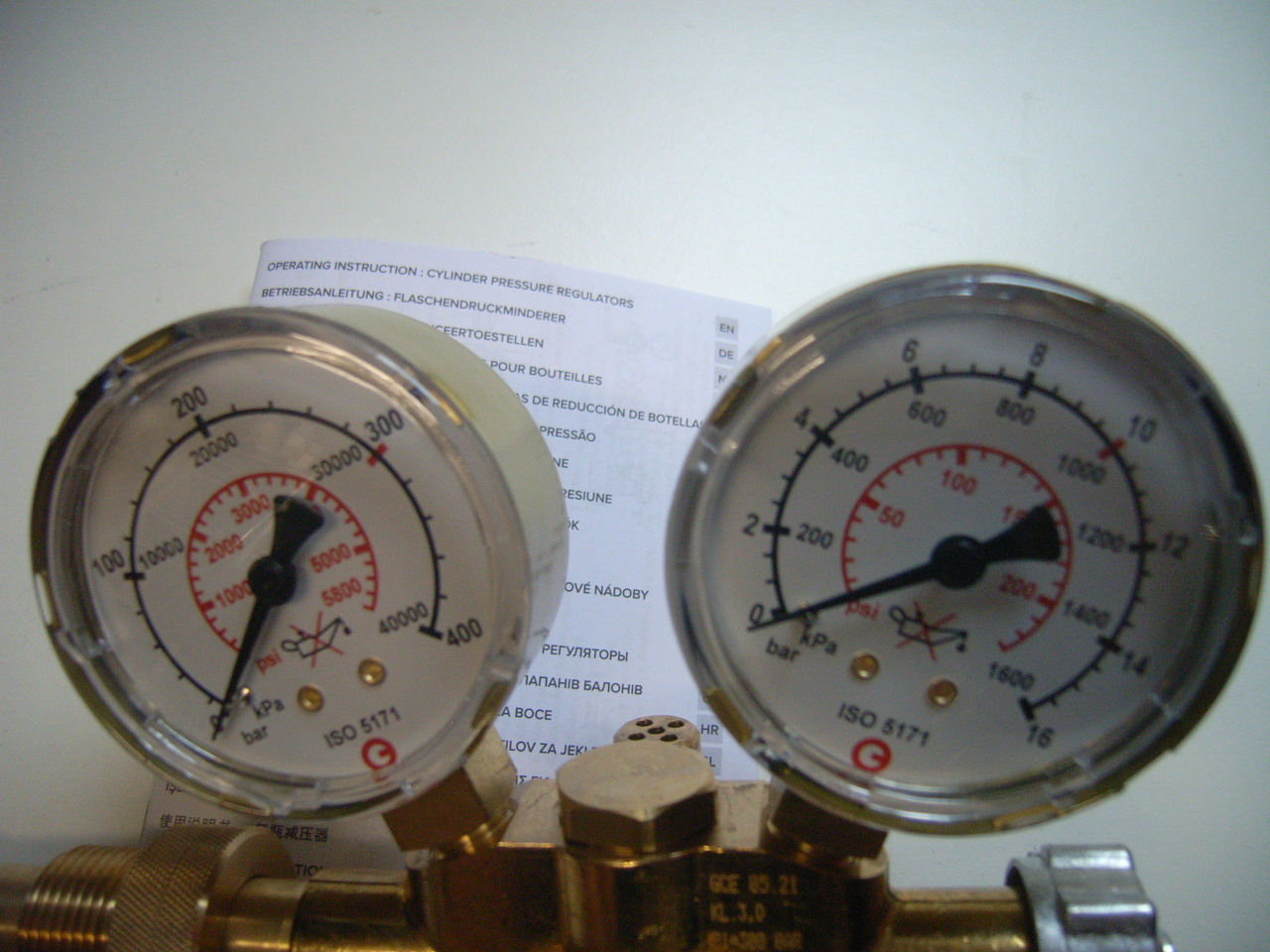Flaschendruckminderer für Druckluft in verschiedenen Ausführungen