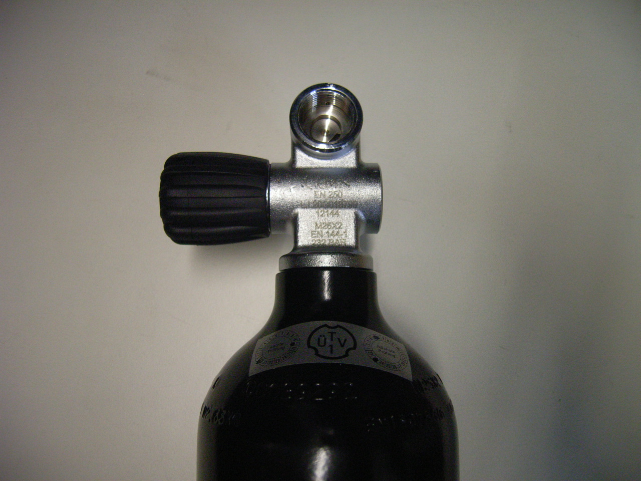 Argonset 2 L MeS mit Polaris Ventil, Befestigung an der Hauptflasche mit Miflex 75 cm